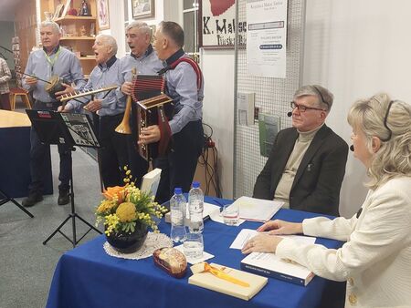 Jasenski godci na večeru dr. Antona Prosena